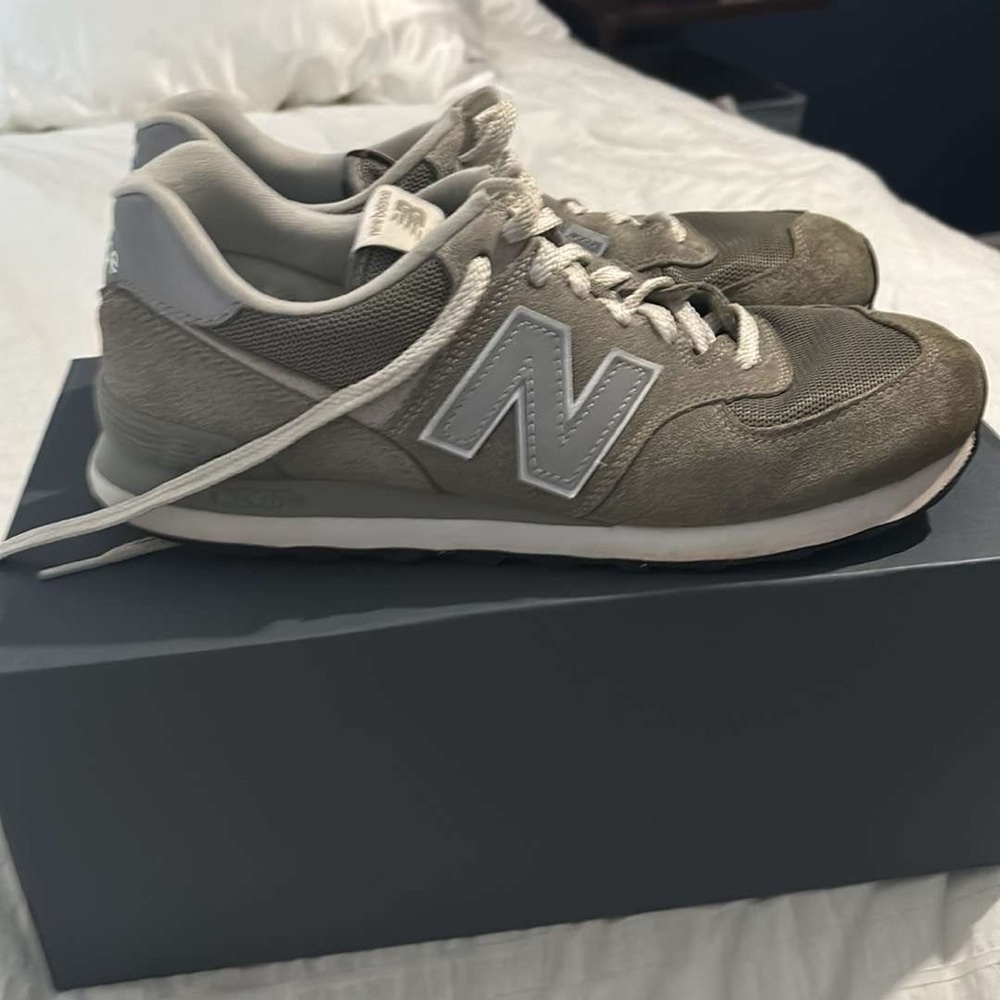 New Balance 574 Grey White.